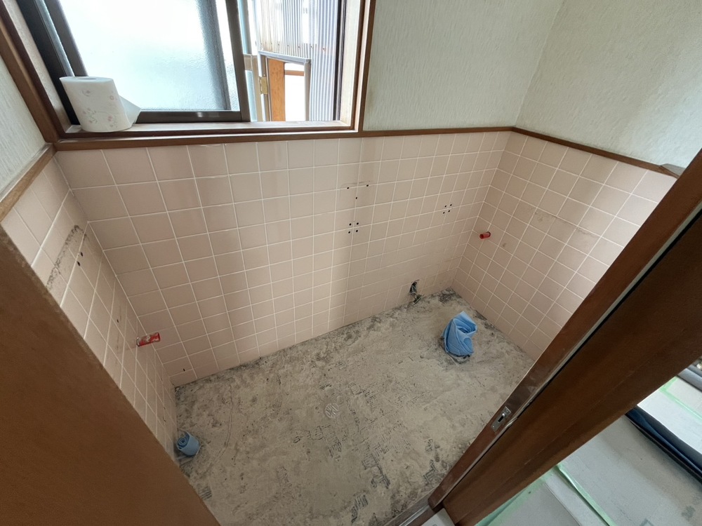 トイレ解体6.26